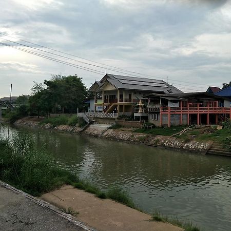 Khun Pra Chote Homestay & Guesthouse Аюттхая Екстер'єр фото